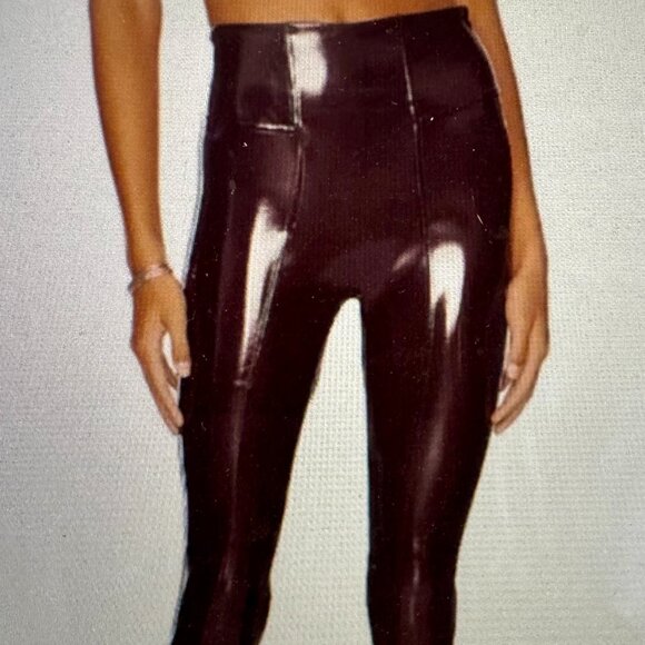 Spanx Faux Patent Leather Leggings Ruby Women's Size Medium NWT - Picture 1 of 5